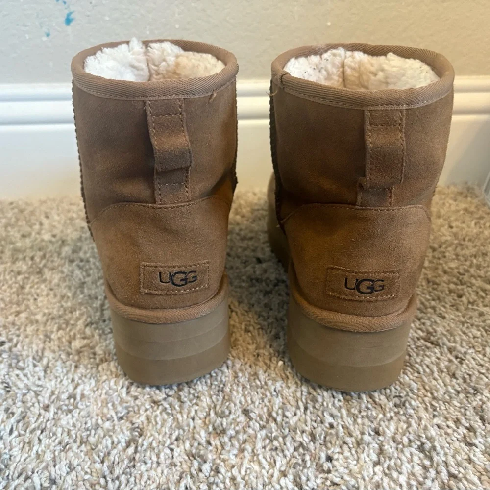 UGG Women's Brown Suede Platform Winter Boots